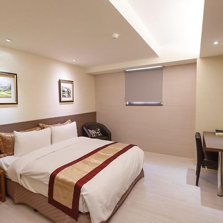 宜都大飯店 Idol Hotel Kaohsiung Dış mekan fotoğraf